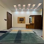 Jb Square Resort And Lawn