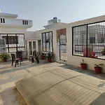Shantiniketan 2 Bhk Homestay In Ayodhya