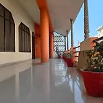 Shantiniketan 2 Bhk Homestay In Ayodhya