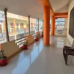 Shantiniketan - Comfortable Stay In Ayodhya