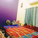 Hari Suman Paying Guest House