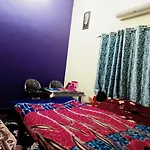Hari Suman Paying Guest House