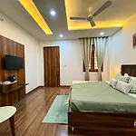 Guru Sadan A Luxe Stay