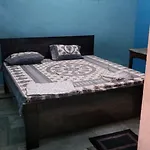 Shri Bn Homestay