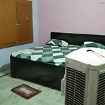 Shri Bn Homestay