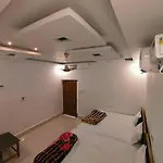 रामेंद्रा पैलेस