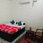 Awadh Green Home Stay - Free Pickup From Ayodhya Dham Railway Station