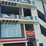 Hotel O Home Pk Guest Homestay