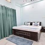 Hotel Premium Ayodhaya With Ac Rooms And Free Pick Up From Station