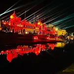 Shri Omkar Nath Athithi Niwas