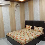 Om Home Stay