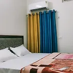 Raghav Parn Kuti