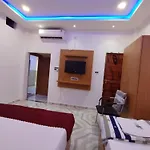 Hotel Nirmala Palace Ayodhya Near Shri Ram Janmabhoomi 600M
