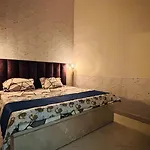 Nirvana Inn Guest House, Near Ram Mandir