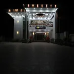 Fabhotel Square Jb Resort