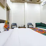 Fabhotel Square Jb Resort