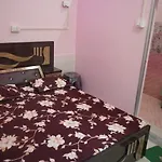 Aradhya Paying Guest House
