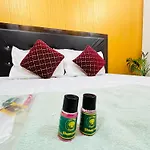 Krishnanand Palace Home Stay Ram Mandir 900 Mtr