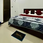 Fabhotel Om Palace