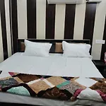 Narayan Homestay