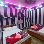 Narayan Homestay