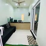 Hotel Chandra Ayodhya