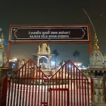 Premshi Guest House