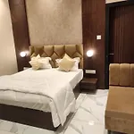 Hotel Nirmala Palace Ayodhya Near Ram Mandir And Hanuman Garhi - Fully Air -Conditioned With Restaurant Facilities - Best Hotel In City