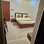 Hotel Raghav Inn