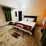 Rathore Guest House