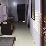 Mahaveer Home Stay