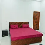 Shri Ram Sharnam Palace
