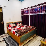 Shree Shyam Palace Homestay Near Ramjanmbhoomi
