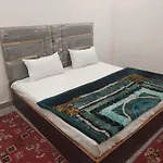 A V Palace