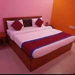 Hotel Rameshwaram Palace