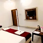 Gr Hotel Mateshwari Palace Ayodhya - Hotel-At-Prime-Location Spacious-Room