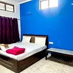 Divya Darshan Guest House, 100M From Shri Ram Janam Bhoomi Ayodhya Dham