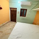 Radha Krishna Home Stay