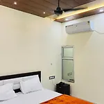 Hotel Shree Radhe Palace