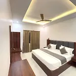 Hotel Omkar Palace
