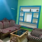 Radhe Ji Homestay Ac Or Non Ac