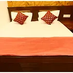 Ayodhya Hotel Hanuman Jee Near Temple -Fully-Air-Conditioned Hotel With Free Wifi-Facility, Best Hotel Inn Ayodhya