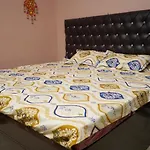 Malti Home Stay 5 Minute Walking Distance Fromayodhya Dhamrailway Station