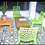 Veda Home Stay 800 Meter Temple Distance