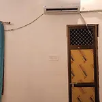 Nirmala Palace In 600 Mitr Ram Mandir
