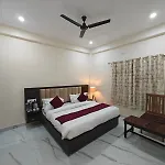 Hotel The Param- 750 Meters From Ram Mandir Ayodhya