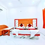 Ashram - Shri Ram Harshnam Ayodhya