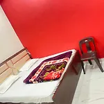 Hotel Saroj Palace