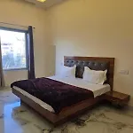 Hotel O Kailsaha Palace