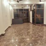 Taaraji Yatri Niwas